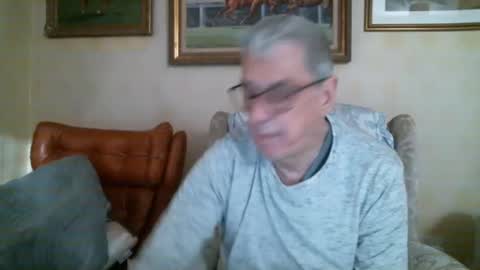 whitebriefs009 online show from January 13, 10:14 am