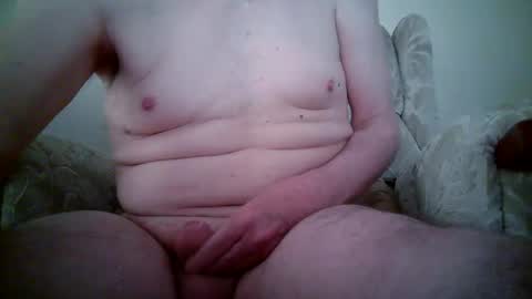 whitebriefs009 online show from April 15, 3:19 pm