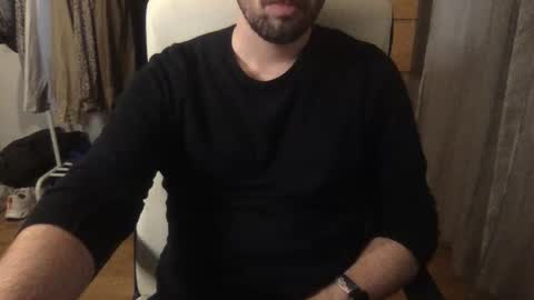 White guyyy online show from November 1, 1:07 am