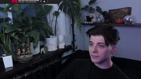 Gus online show from November 28, 11:29 pm