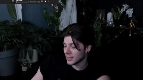 Gus online show from March 8, 8:23 pm