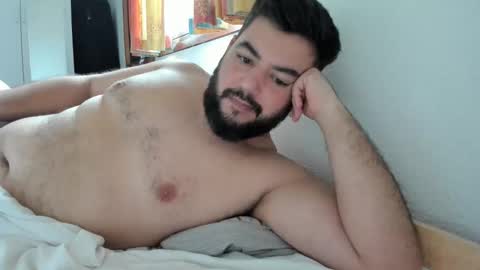 Snapshot of whites89w chatting on March 1, 4:20 pm whites89w online show from March 1, 4:20 pm