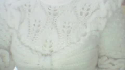 whitesweater online show from January 14, 7:17 am