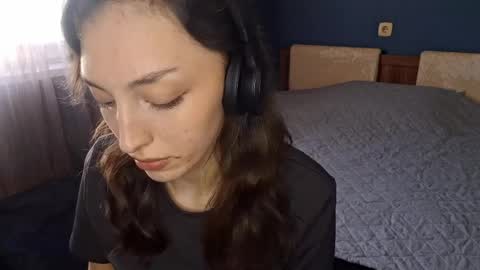 Cindy online show from April 20, 2:42 pm