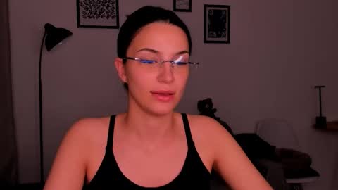 whoislulu online show from September 27, 9:31 pm