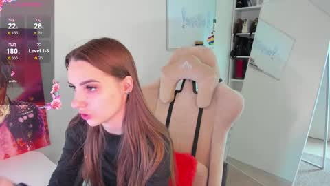 Snapshot of whole_eternity chatting on December 14, 12:55 pm Abby online show from December 14, 12:55 pm