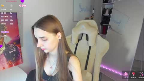 Snapshot of whole_eternity chatting on January 5, 9:03 pm Abby online show from January 5, 9:03 pm