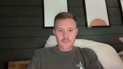 whoops1017 online show from December 10, 2:17 pm