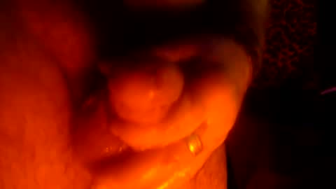 Snapshot of whor4mor chatting on December 15, 4:37 pm whor4mor online show from December 15, 4:37 pm