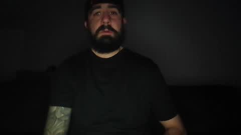 Snapshot of whtboytatted384 chatting on December 17, 5:57 am whtboytatted384 online show from December 17, 5:57 am