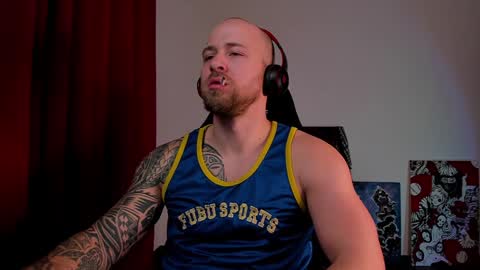 VI online show from December 14, 8:29 pm