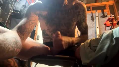 Snapshot of whyteboi8989 chatting on November 4, 11:42 am whyteboi8989 online show from November 4, 11:42 am