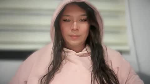 Minna online show from February 9, 6:45 pm