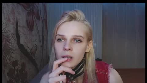 Snapshot of wicky_hey chatting on February 28, 7:14 pm Victoria online show from February 28, 7:14 pm