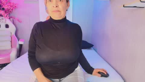 sussy online show from June 15, 12:29 pm