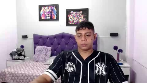 wiilliam online show from October 27, 2:43 pm