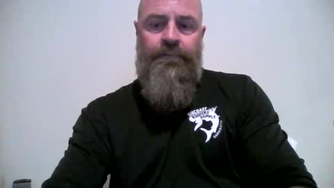 Snapshot of wil1565 chatting on October 19, 1:50 am wil1565 online show from October 19, 1:50 am