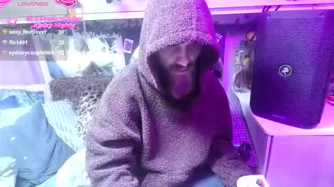 wilclyde1996 online show from February 23, 9:17 am