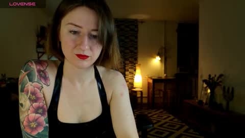 Snapshot of wild_peony chatting on February 3, 6:02 pm wild_peony online show from February 3, 6:02 pm