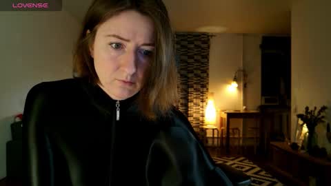 Snapshot of wild_peony chatting on February 12, 4:13 pm wild_peony online show from February 12, 4:13 pm