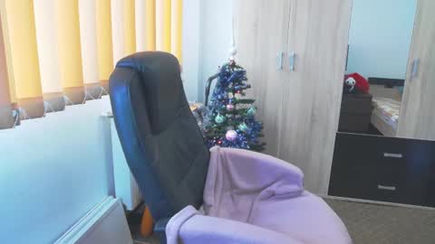 Bea online show from December 28, 11:52 am