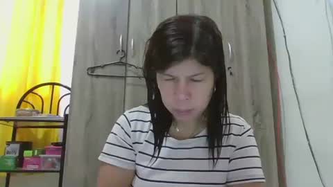 Snapshot of wildbrownchick69 chatting on February 27, 7:12 am WildChick online show from February 27, 7:12 am