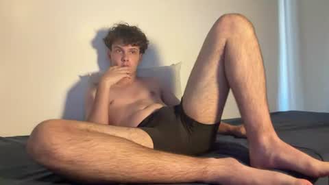wilddesire18 online show from July 22, 5:05 pm
