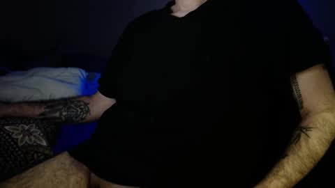 Snapshot of wildealexyz chatting on December 19, 8:45 am WildeAlex online show from December 19, 8:45 am