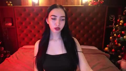 Snapshot of wildkittenx_ chatting on January 13, 6:40 am Alena online show from January 13, 6:40 am