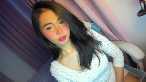 Snapshot of wildkittytrans chatting on December 29, 12:12 pm CHRISTINE online show from December 29, 12:12 pm