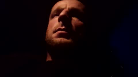 Snapshot of wildmike93 chatting on October 5, 5:11 pm wildmike93 online show from October 5, 5:11 pm