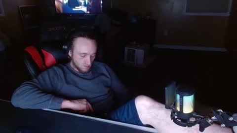 Snapshot of wildonexxx007 chatting on December 16, 8:52 am XXX online show from December 16, 8:52 am