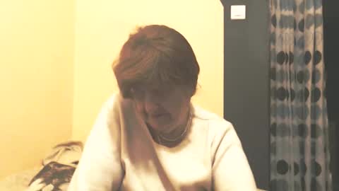 WildRedCat online show from January 13, 9:42 pm