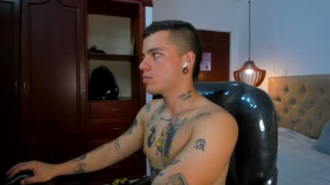 wild online show from September 29, 3:55 am