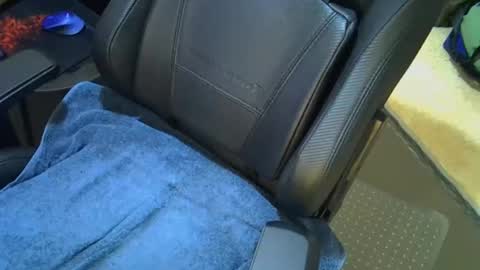 WildxxxWilly online show from March 6, 12:23 pm