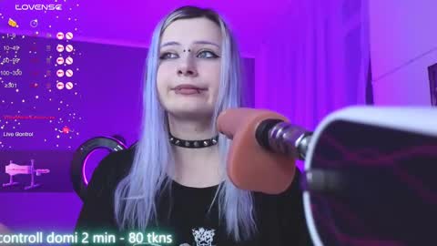 Snapshot of will_vand0m chatting on February 28, 12:43 am Your virtual girlfriend online show from February 28, 12:43 am