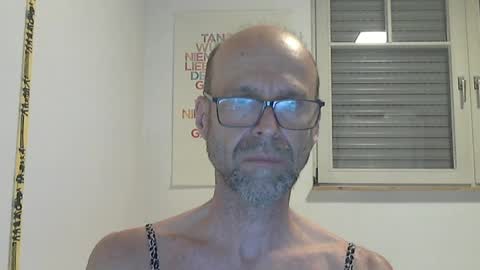 Lilian online show from March 30, 9:49 pm