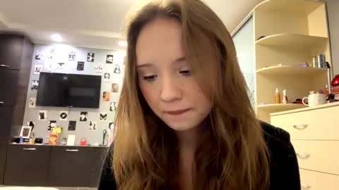 Olivia online show from March 3, 3:07 pm