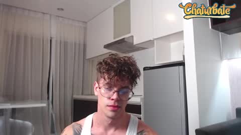 William online show from December 12, 1:39 pm