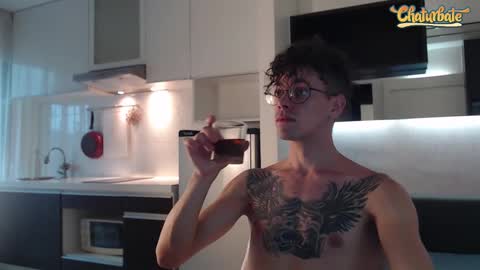 William online show from December 14, 8:56 am