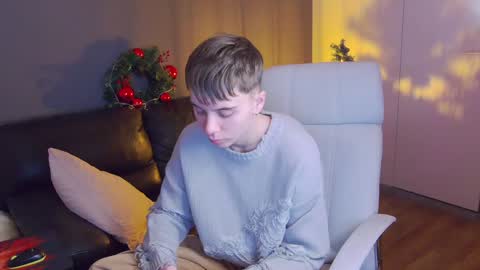 Snapshot of william_ross chatting on December 28, 9:30 pm will online show from December 28, 9:30 pm