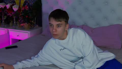 Snapshot of william_ross chatting on January 6, 12:05 am will online show from January 6, 12:05 am