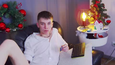 Snapshot of william_ross chatting on January 10, 5:26 am will online show from January 10, 5:26 am