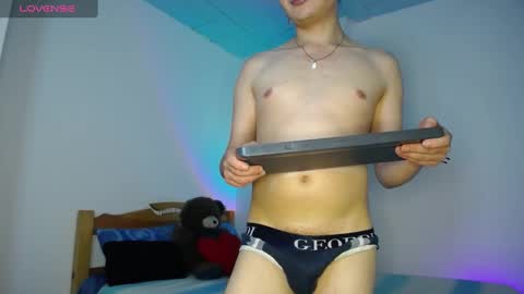 willmonkey online show from December 12, 6:57 am