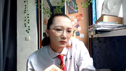 Phoebe online show from April 15, 11:17 am