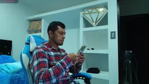 willou_86 online show from February 21, 6:31 pm