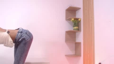 Snapshot of willow_smitt_ chatting on April 22, 1:45 pm luna online show from April 22, 1:45 pm