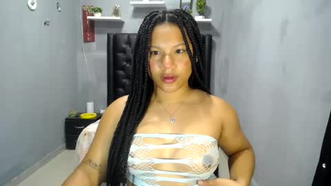 Snapshot of willowsweett chatting on July 16, 12:11 pm WIllow online show from July 16, 12:11 pm