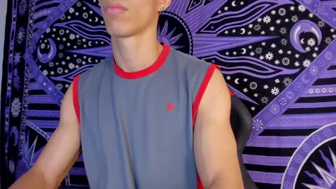 willy_veins online show from December 5, 2:31 am