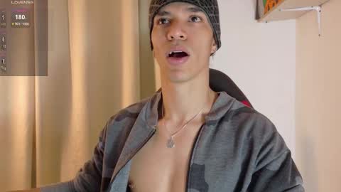 willy_veins online show from October 9, 12:03 pm